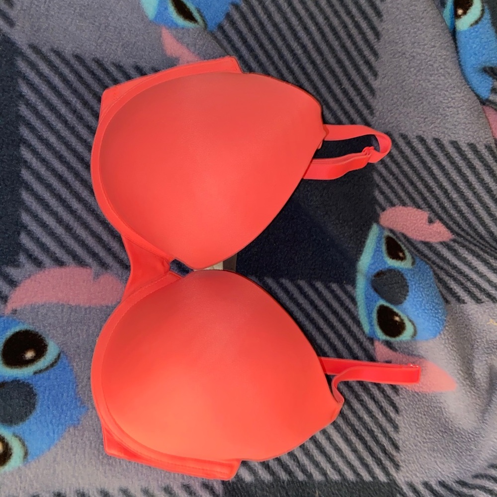 Vitoria secret bra